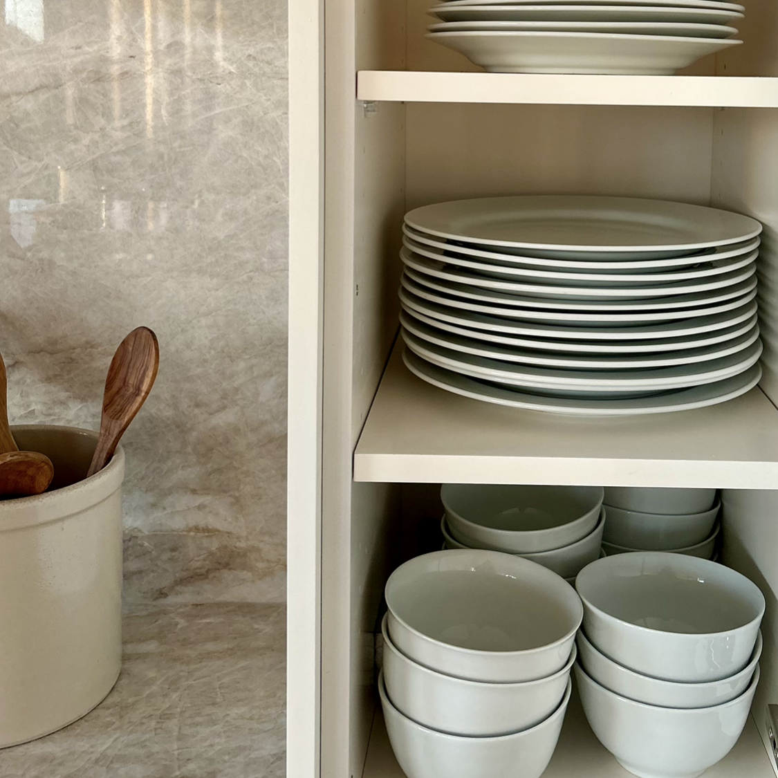 Omaha home storage design, kitchen organizaiton, kitchen cabinets