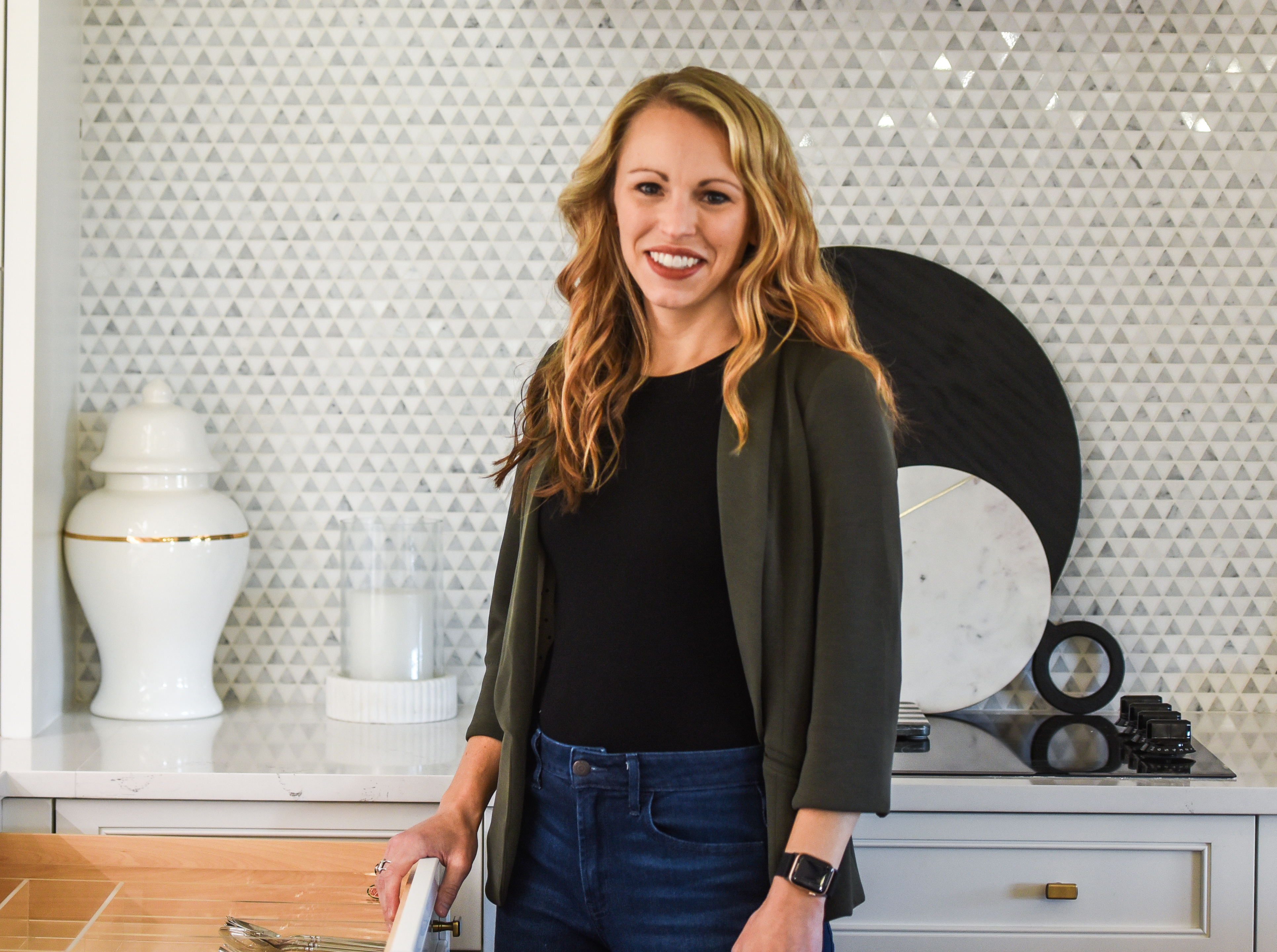 Kelsey, founder of Smart Move Organizing, professional home organizer in Omaha