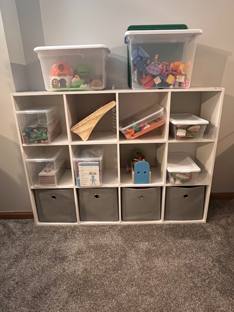 toy room organization